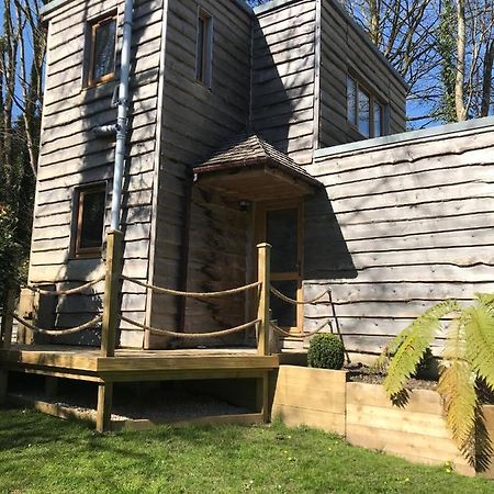 Winnie'S Corner - Self Contained Within The Grounds Of Another Property, In An Idyllic Wooded Setting Carlyon Bay Esterno foto